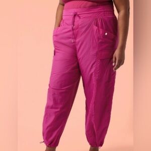 Athleta + Alicia Keys Sz 22 High Waisted Pink Utility Cargo Joggers NWOT!